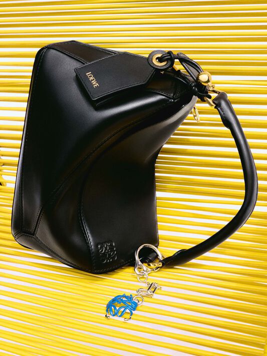 LOEWE - - LOEWE Japan official website